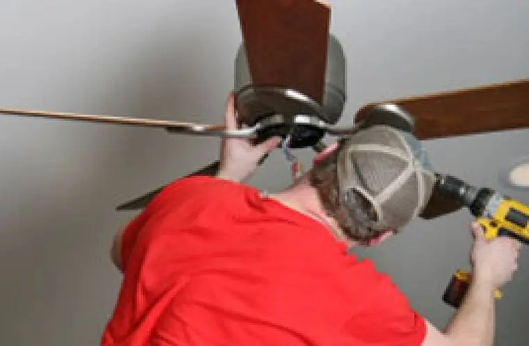 Light & Ceiling Fan Installation Singapore
